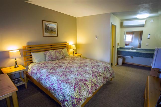Adventure Inn Ely Экстерьер фото